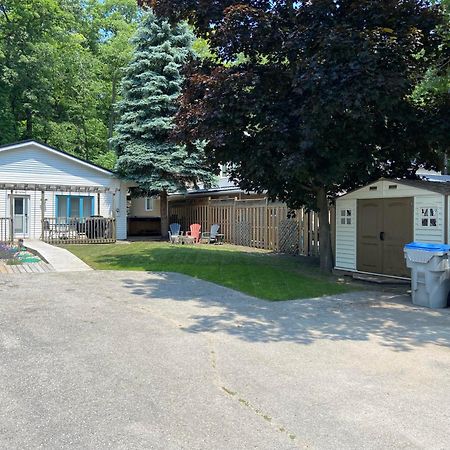 Cozy Cottage Retreat Lambton Shores 外观 照片